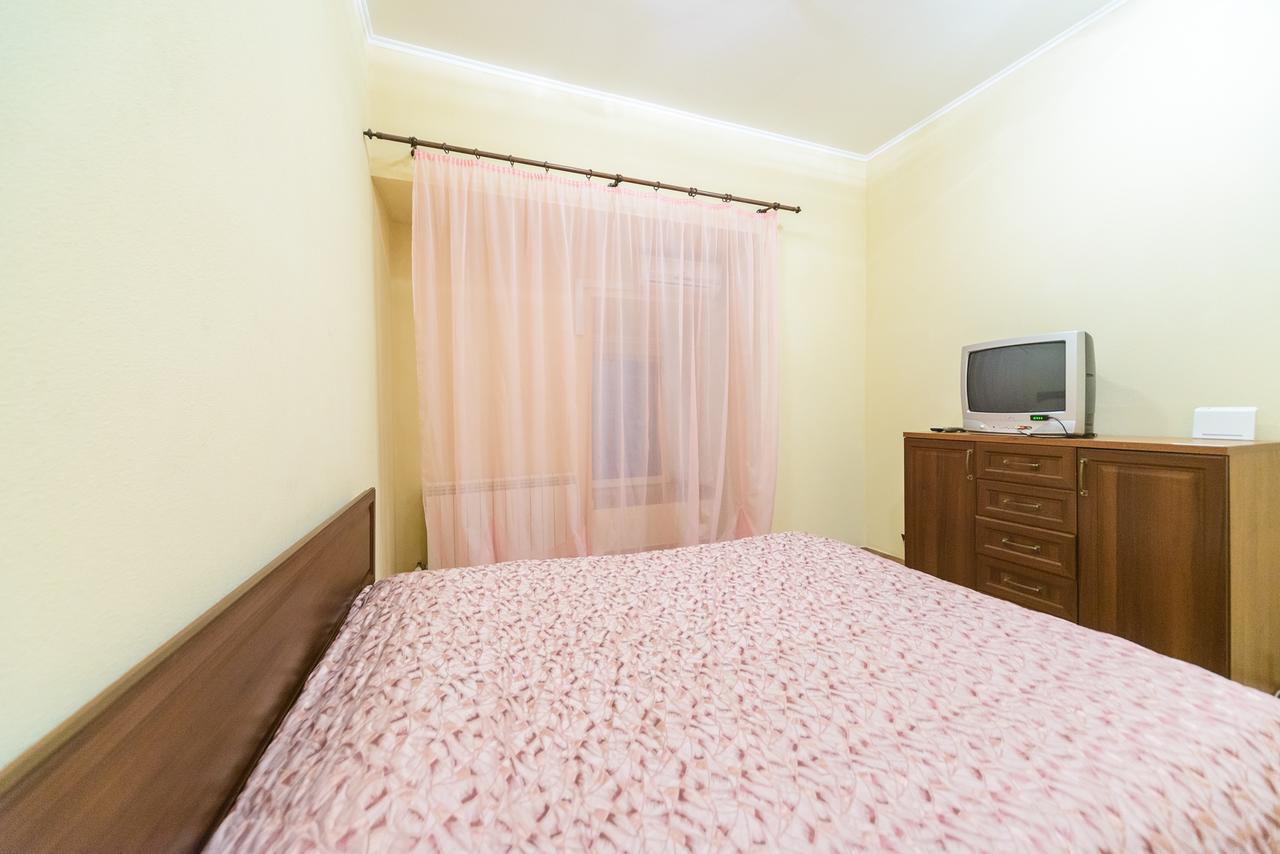 Apartment At Malaya Zhytomyrska 5 Kiew Exterior foto
